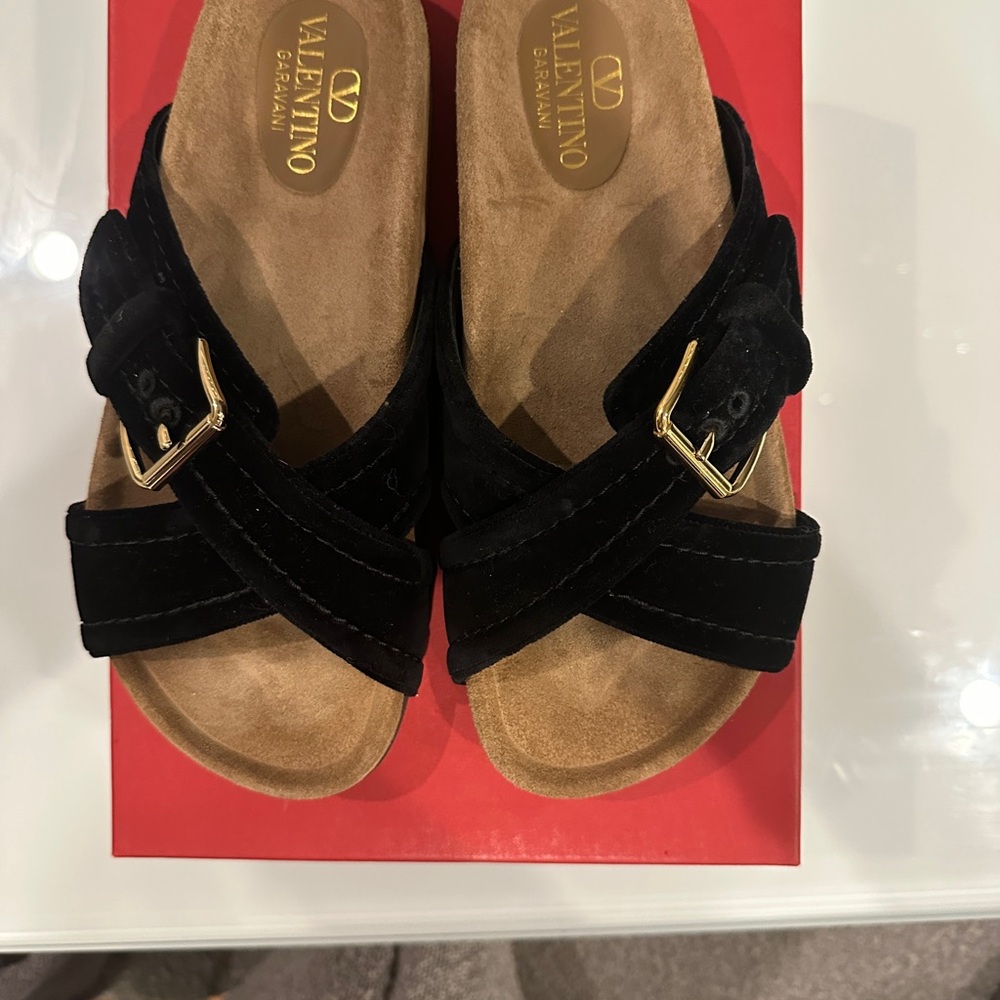 Valentino Garavani 30mm Fussfriend Black Velvet Sandals - Size 7.5. 20% off